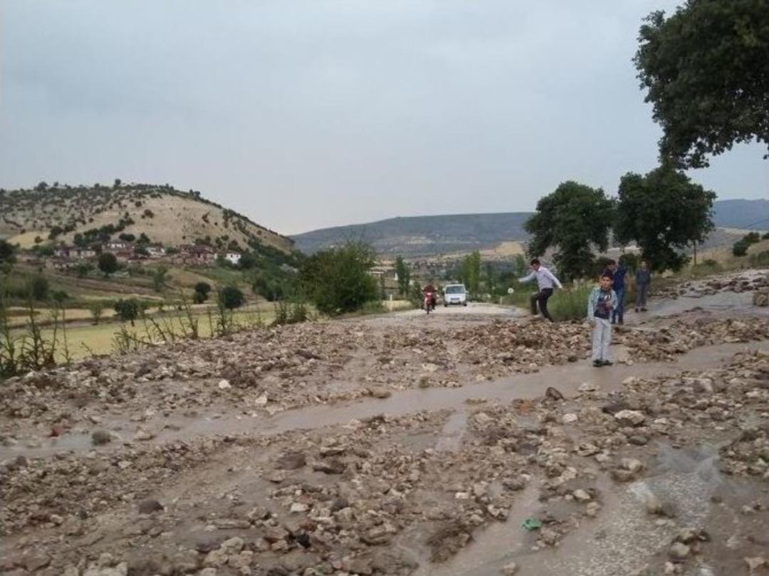 Yağmur Selendi&rsquo;yi Fel&ccedil; Etti