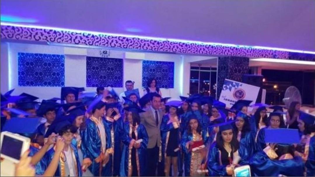 8&rsquo;inci Sınıf &Ouml;ğrencilerinin Mezuniyet Heyecanı