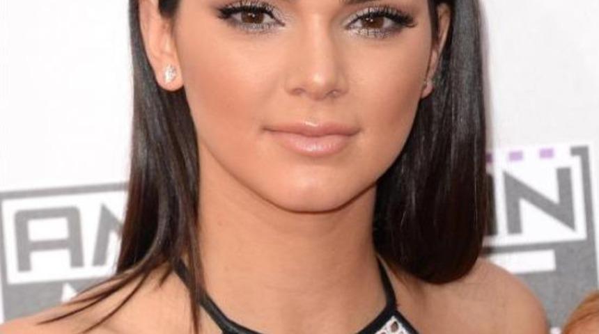 Kendall Jenner'dan 'antalya' Mesajı