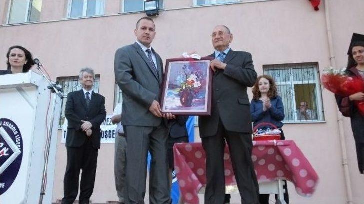 Burhaniye Calal Toraman’da Mezuniyet Günü G1