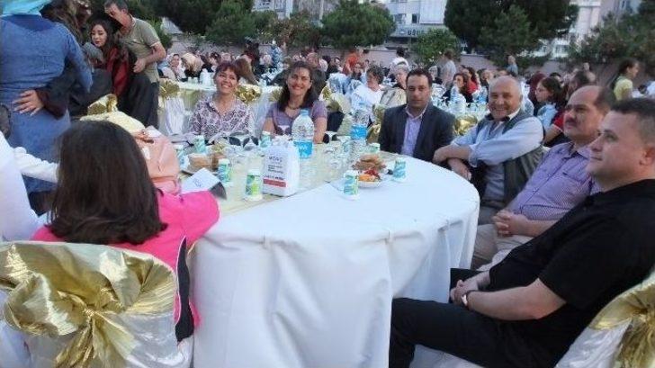 Burhaniye Calal Toraman’da Mezuniyet Günü G4