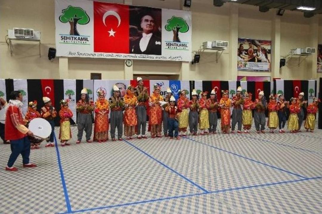 Halkoyunları Şehitkamil Belediyesi&rsquo;nde Hayat Buldu