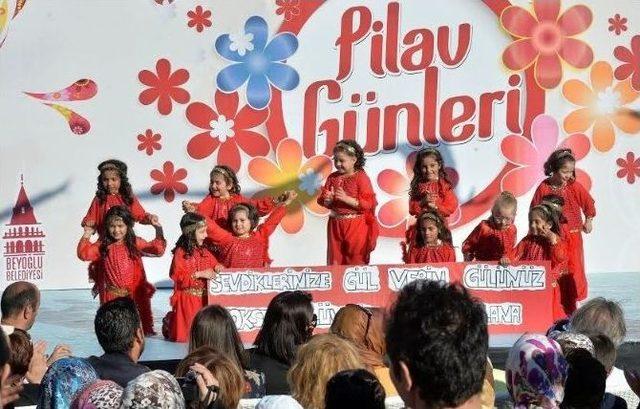 Beyoğlulu Anneden Başkan Demircan’a Semt Konağı Teşekkürü