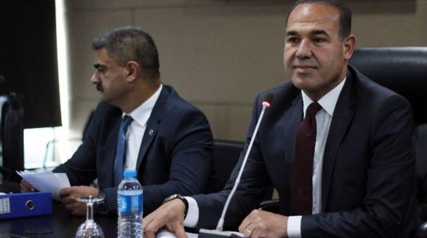 S&ouml;zl&uuml;: "kaostan Medet Bekleyecek Halde Değiliz"