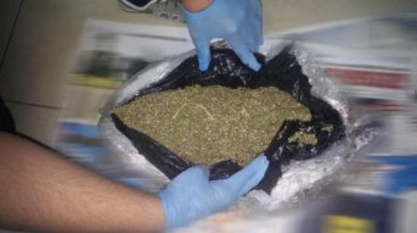 Erzincan&rsquo;da 3 Kilo 354 Gram Esrar Ele Ge&ccedil;irildi