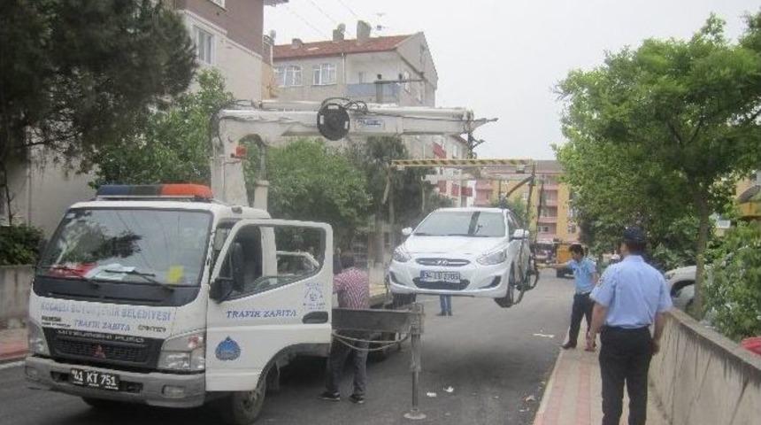 K&ouml;rfez Zabıtası G&ouml;z A&ccedil;tırmıyor