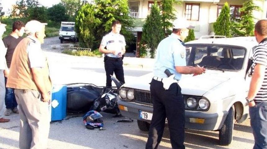 Otomobil İle Motosiklet &Ccedil;arpıştı: 1 Yaralı