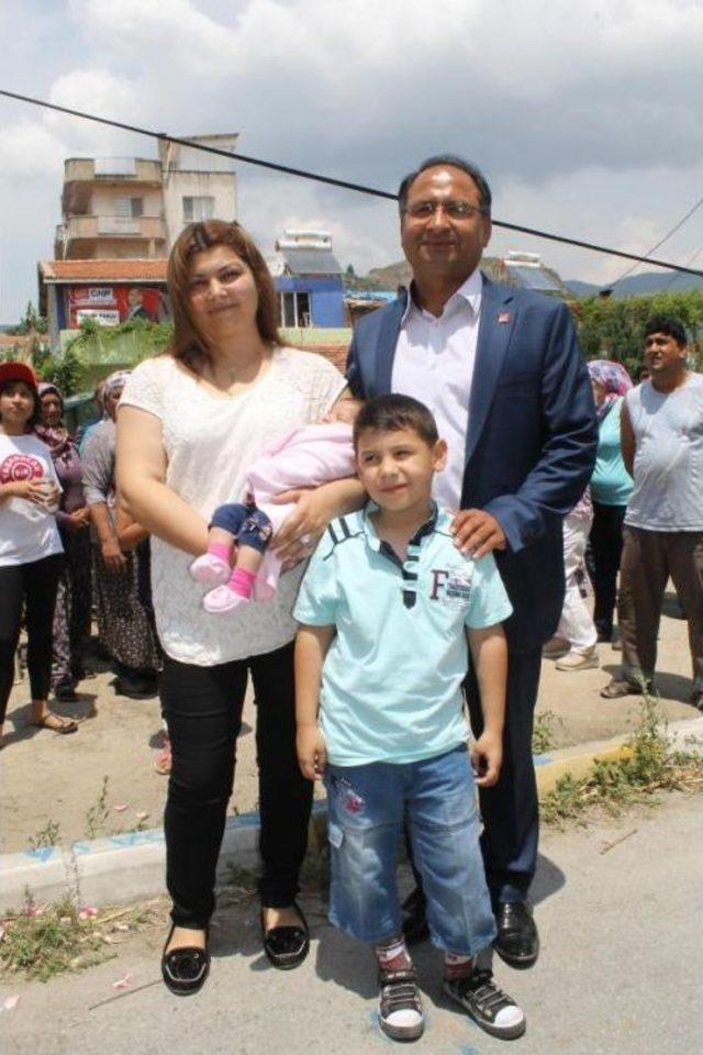 &Uuml;lkenin Ilk Roman Vekili Se&ccedil;ilen Pur&ccedil;u, Kızı  m&uuml;jde ye Koştu (2) 2