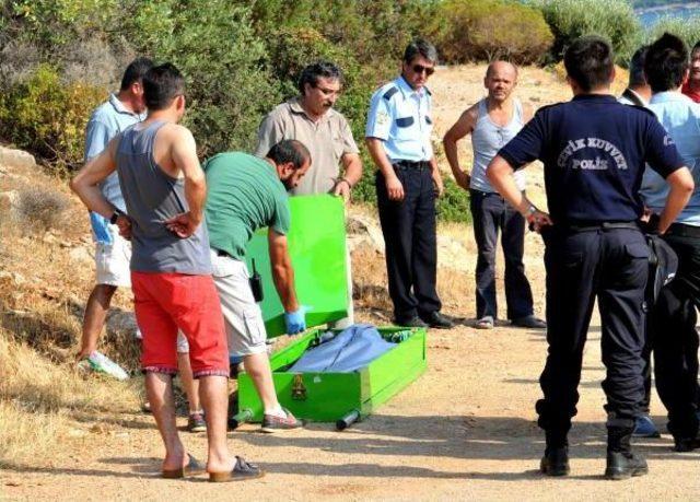 Motosikletinin Yanında Ölü Bulundu