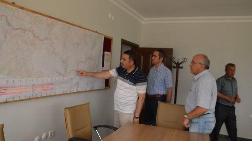 Dsi B&ouml;lge M&uuml;d&uuml;r&uuml; &Ouml;zg&uuml;r, Aksu&rsquo;daki Şantiyeleri İnceledi