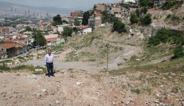 İzmir'de Kazılar Onaya Takıldı