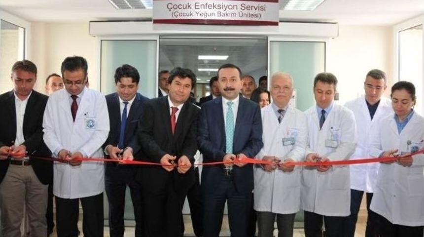 Sel&ccedil;uk Tıp Hız Kesmeden B&uuml;y&uuml;yor