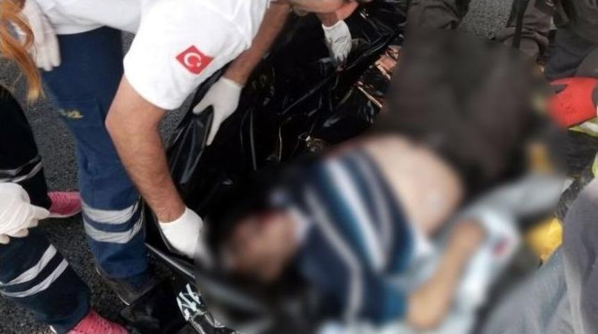 Malatya-elazığ Yolunda Kaza: 2 &Ouml;l&uuml;