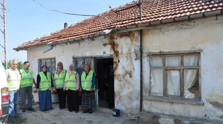 Seydişehir&rsquo;de Yaşlıların Evleri Temizleniyor