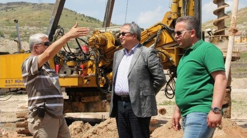 &Uuml;nver K&uuml;lliye İnşaatında İncelemelerde Bulundu
