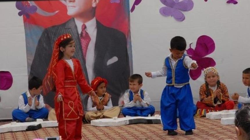 Miniklerin G&ouml;sterileri Alkış Aldı