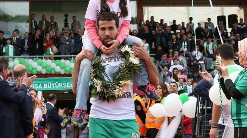 Manisa B&uuml;y&uuml;kşehir Belediyespor'un I&ccedil;i Rahat