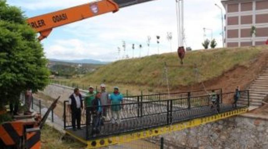 Ak&ccedil;akent Ve Toki&rsquo;ye K&ouml;pr&uuml;