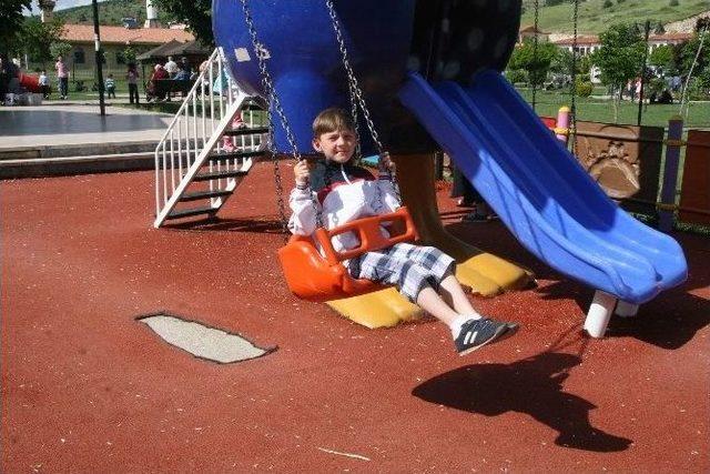 Havalar Isındı Parklar Doldu 1