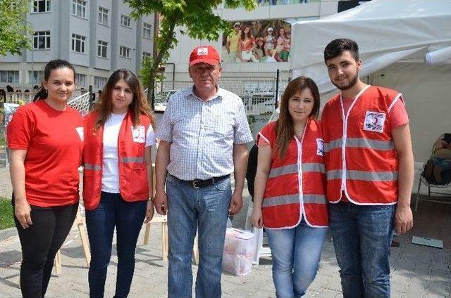 Kızılay’dan Kan Bağışı Kampanyası Ve Fotoğraf Sergisi