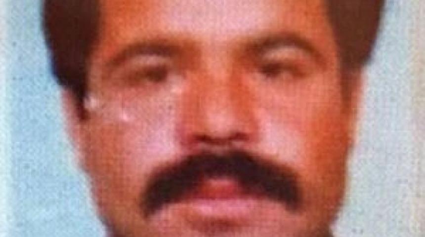 Otomobilin &Ccedil;arptığı Motosikletli &Ccedil;ift &Ouml;ld&uuml;