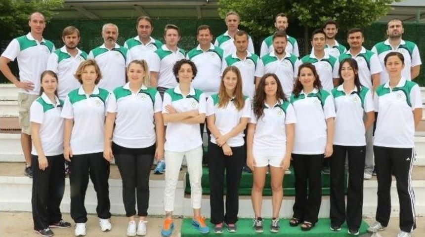 B&uuml;y&uuml;kşehir Belediyespor Yaz Okullarına Hazır