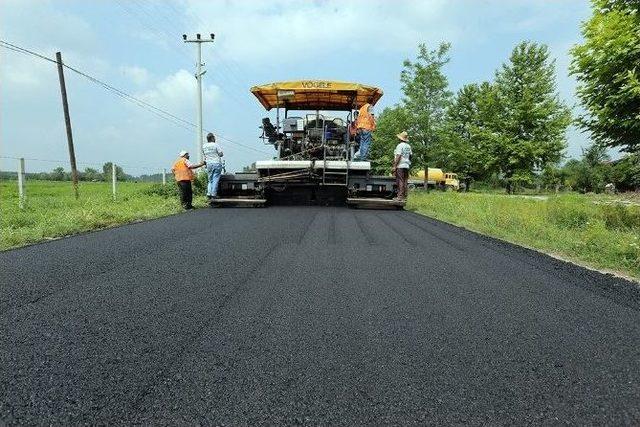 Hendek&rsquo;in Grup Yolları Asfaltlanıyor 2