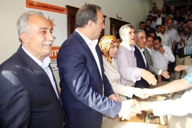 Şanlıurfa’Da Ak Parti Vekilleri Tebrikleri Kabul Etti