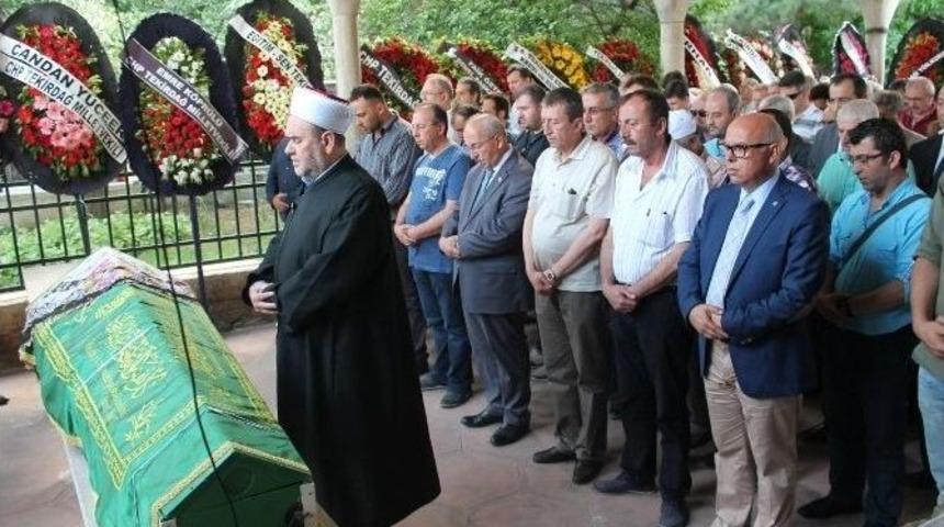 Tekirdağ B&uuml;y&uuml;kşehir Belediyesi Basın Ve Halka İlişkiler Dairesi Başkanı Poyraz&rsquo;ın Acı G&uuml;n&uuml;