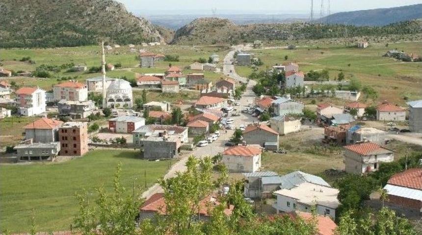 Şampiyon İl&ccedil;e Sincik Buruk Bir Sevin&ccedil; Yaşıyor