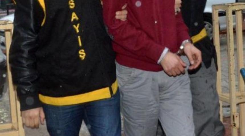 Uyuşturucu Parası Isteyen Kardeşini &Ouml;ld&uuml;ren Ağabey: Ya Ben &Ouml;lecektim Ya Da O