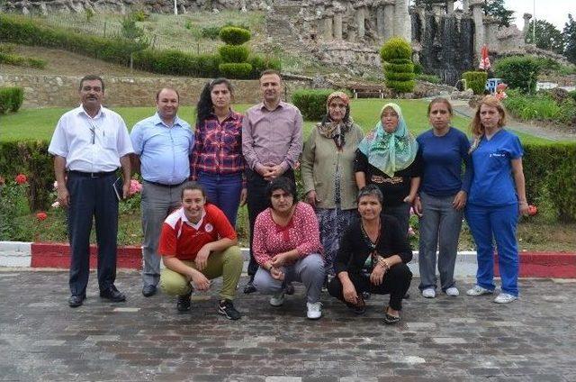 Kaymakam G&uuml;ven&rsquo;den Rehabilitasyon Merkezine Ziyaret 3