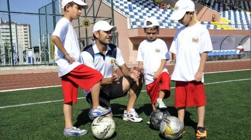 Yenimahalle Yetenek Avına &Ccedil;ıktı