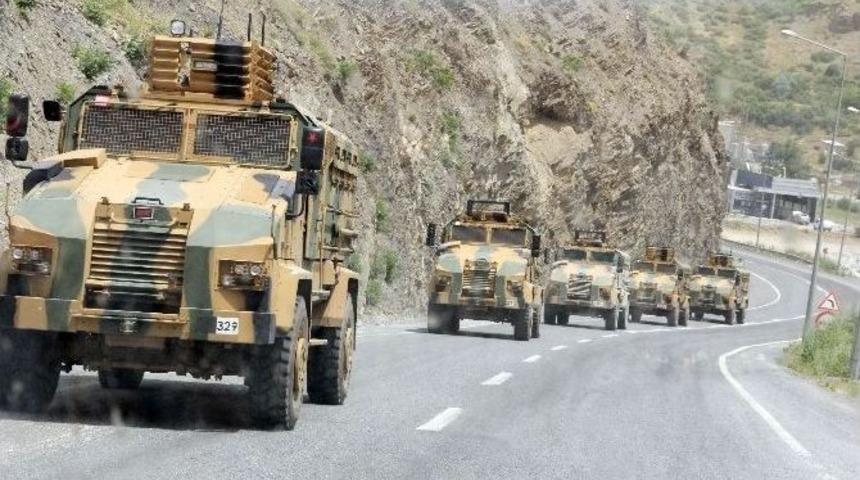 Hakkari&rsquo;de Askeri Hareketlilik