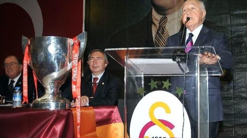 Yarsuvat: &ldquo;galatasaray&rsquo;ı Bırakmamak Hep Yaşamak Lazım&rdquo;