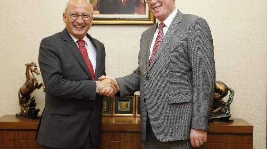 Ankara Yolcusu Vekiller Başkan Kurt&rsquo;u Ziyaret Etti