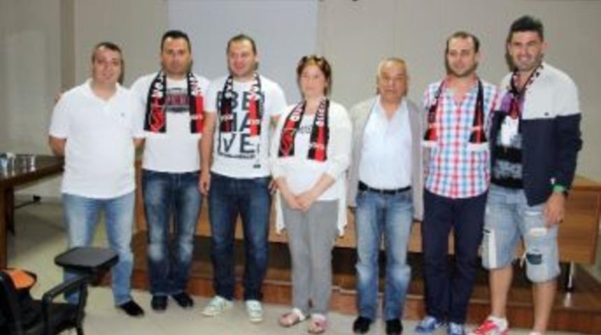 Susurlukspor Kul&uuml;b&uuml;ne Kadın Başkan