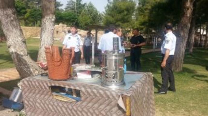 Seyyar Satıcılar Parkın Dışına Alındı