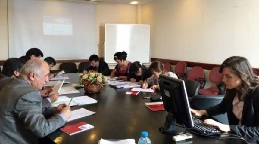 Tacikistan Devlet İstatistik Ajansı Uzmanlarına Eğitim