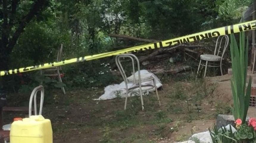 Kendini 5&rsquo;inci Kattan Boşluğa Bıraktı