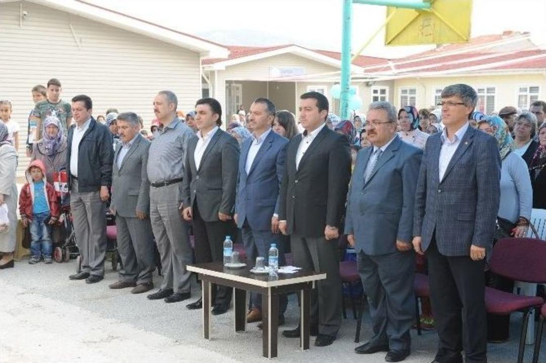 Başkan Bakıcı &Ouml;ğrencilerin Şenlik Coşkusuna Ortak Oldu