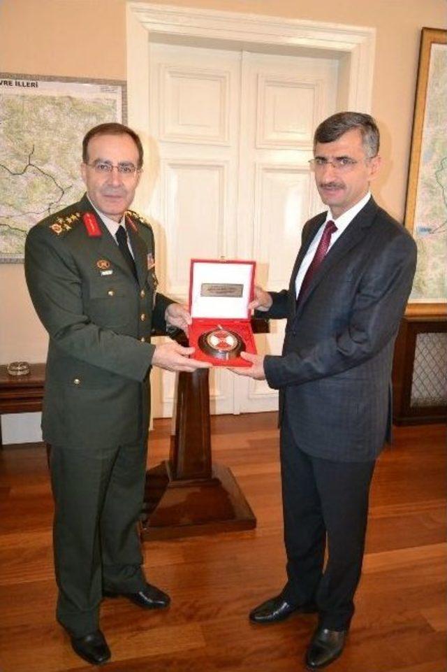 Orgeneral Kamil Başoğlu’ndan Vali Erdoğan Bektaş’a Ziyaret