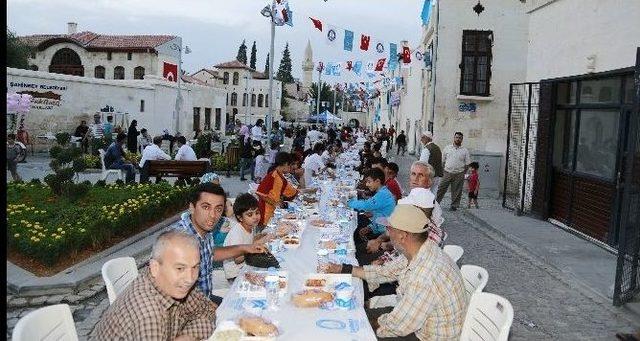 Şahinbey’den 60 Bin Kişilik İftar