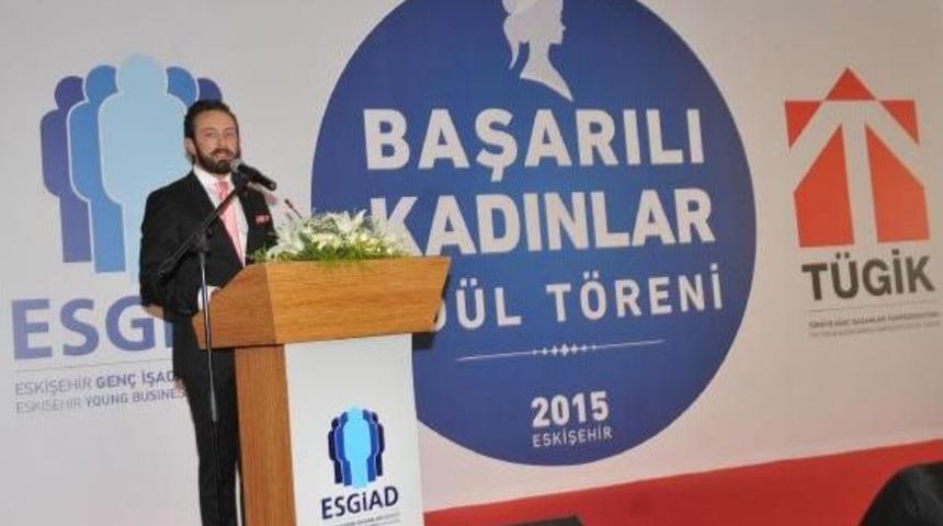 Esgiad '2015 Başarılı Kadınlar' &Ouml;d&uuml;lleri Verildi
