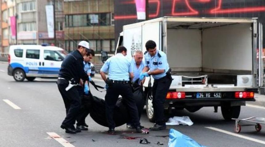 Mecidiyek&ouml;y'de Motosiklet Kazası: 1 &Ouml;l&uuml;