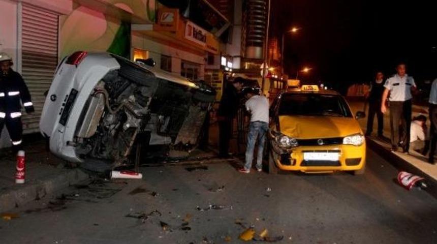 Kağıthane'de Kaza: 3 Yaralı