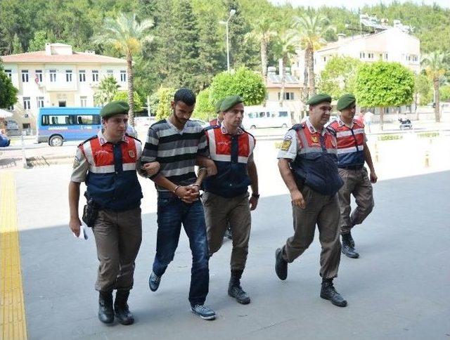 Manavgat’ta Cinayet Zanlıları Adliyeye Çıkartıldı