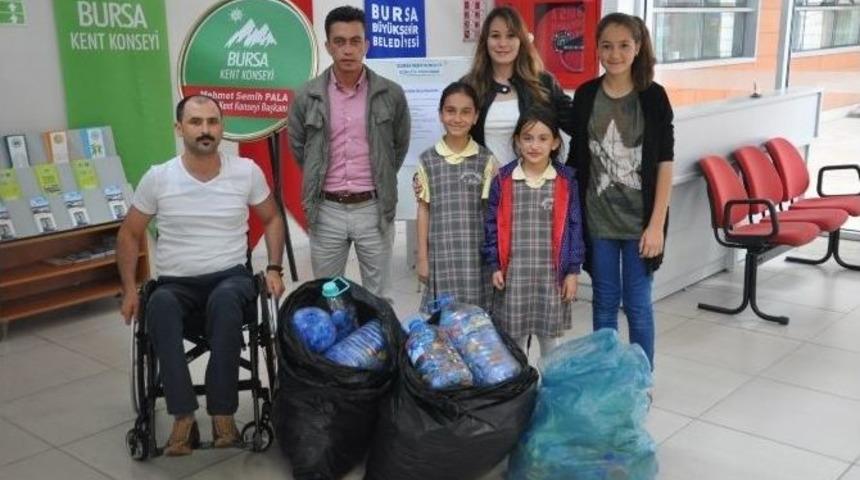 &Ouml;ğretmen Ve &Ouml;ğrencilerden Plastik Kapağa Destek