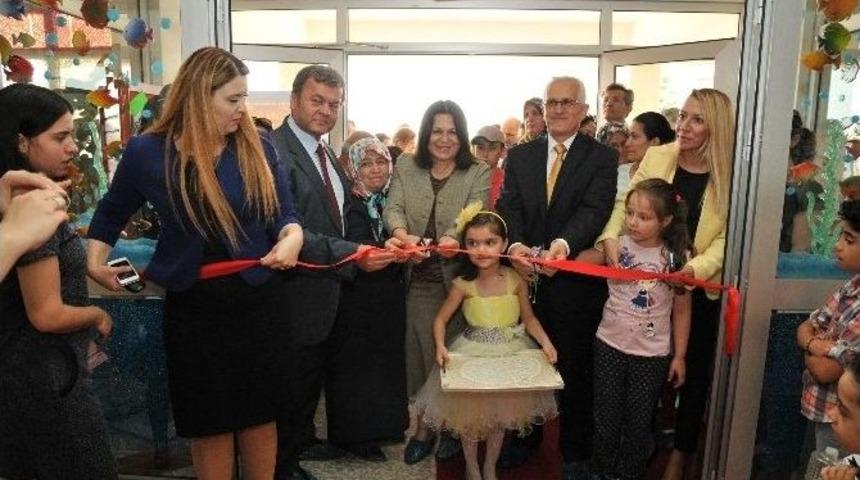 Minik &Ouml;ğrencilerden Yıl Sonu Sergisi