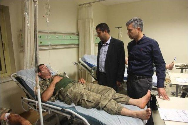 Vali Vekili Yılmaz, Yaralı Askerleri Ziyaret Etti 1